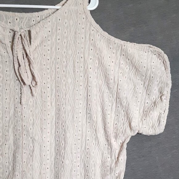 Shein Curve 3XL Top, Beige, Split Sleeves, Easy Care, Elastic Waist, pull on - Picture 4 of 6